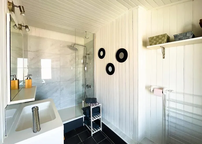 Le Joyau De Courtejaire - Panorama Sur