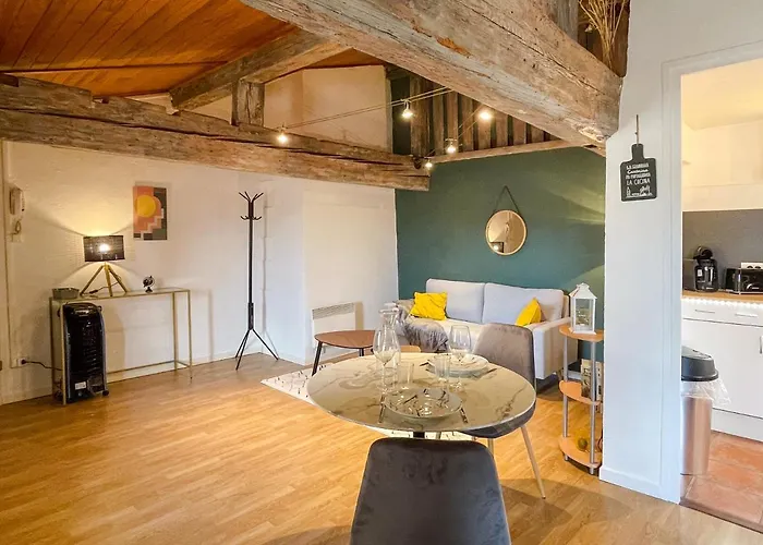 Le Joyau De Courtejaire - Panorama Sur