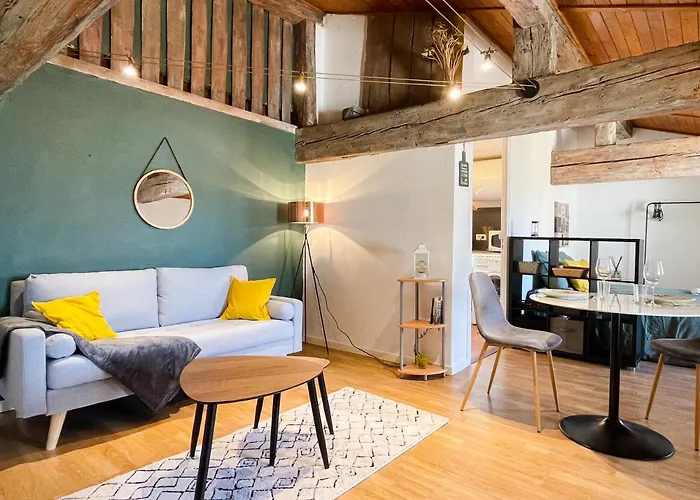 Le Joyau De Courtejaire - Panorama Sur